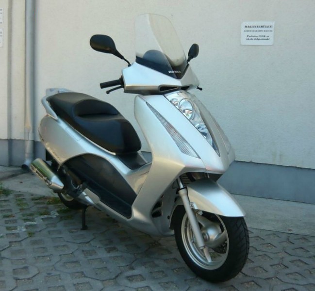 Honda Pantheon 150